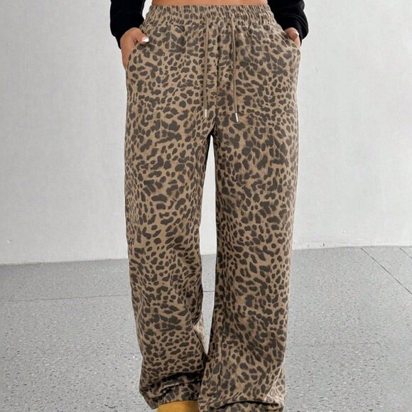 Casual Women's Leopard Print Loose Wide Leg Pants - Picture 6 of 6